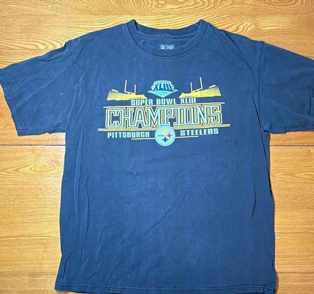NFL Team Apparel Pittsburgh Steelers Super Bowl XLIII Champions T-Shirt Size L